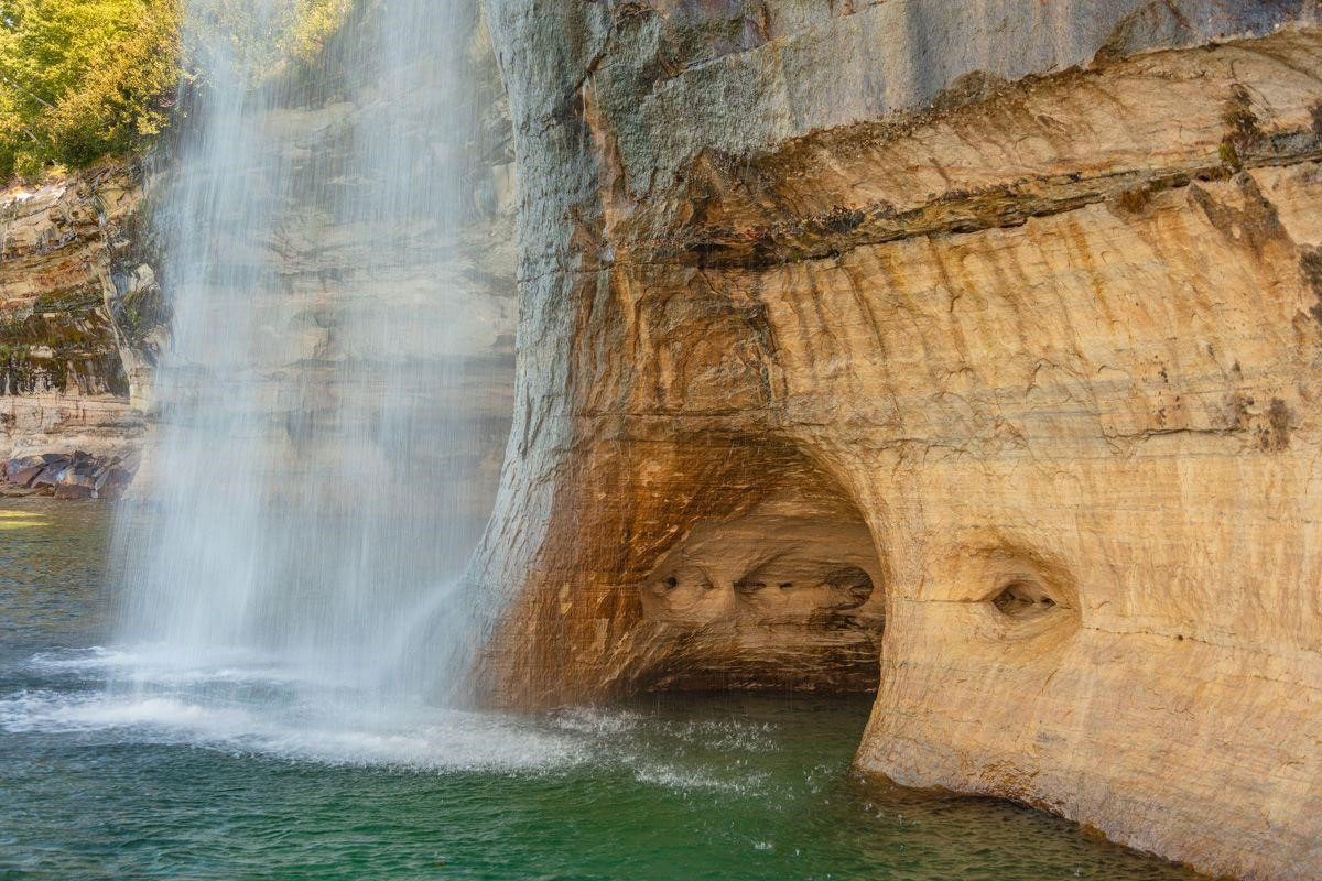 Spray Falls