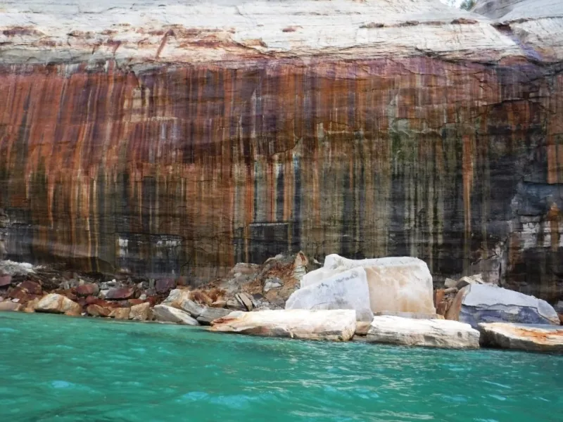 Colorful Vertical Stripes of Pictured Rocks National Lakeshore