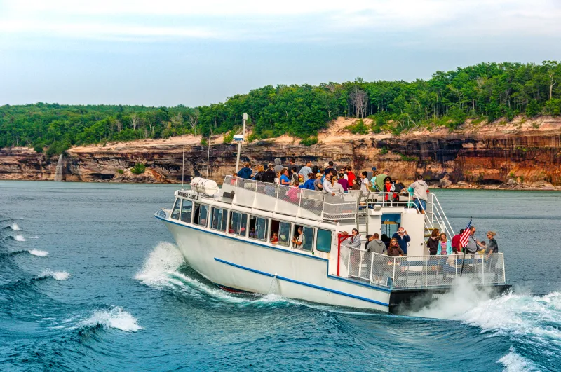 Pictured Rocks Cruises