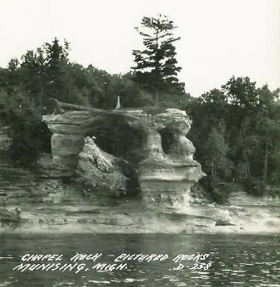 Photo of Chapel Rock circa 1900s, prior to the archway collapse in 1940s.