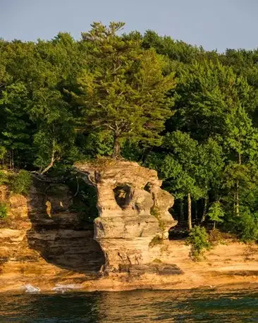 How to See Chapel Rock: Pictured Rocks Cruises